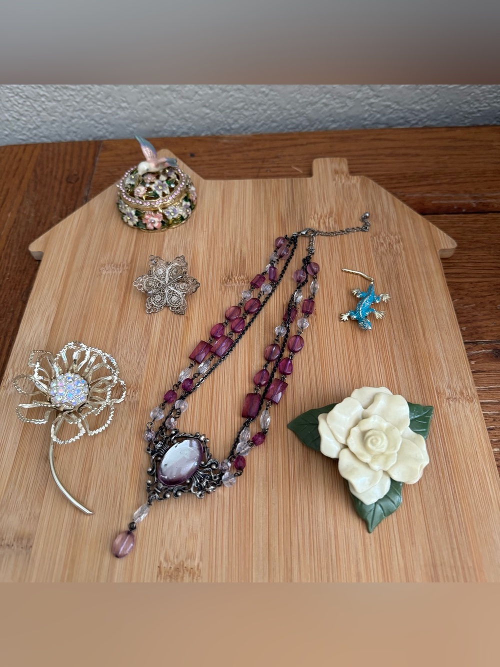 5 pc. Vintage Jewelry Brooches/Pin Necklace Lot w/Trinket Box